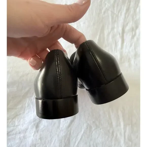 Vince | Women’s 9.5 | Black Leather Naomi Loafers | Contemporary Minimalist EUC - Picture 9 of 9